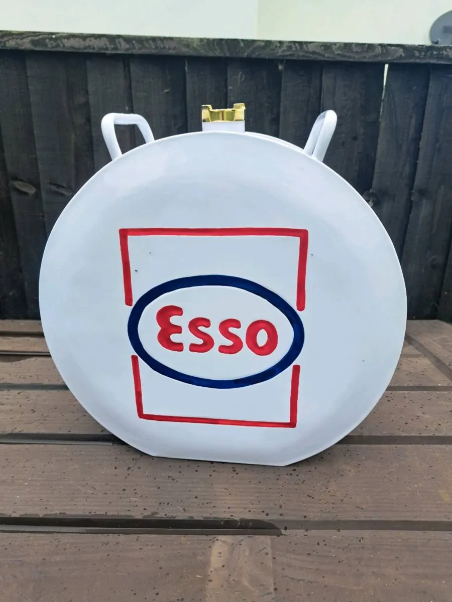 Esso oil can - Image 1