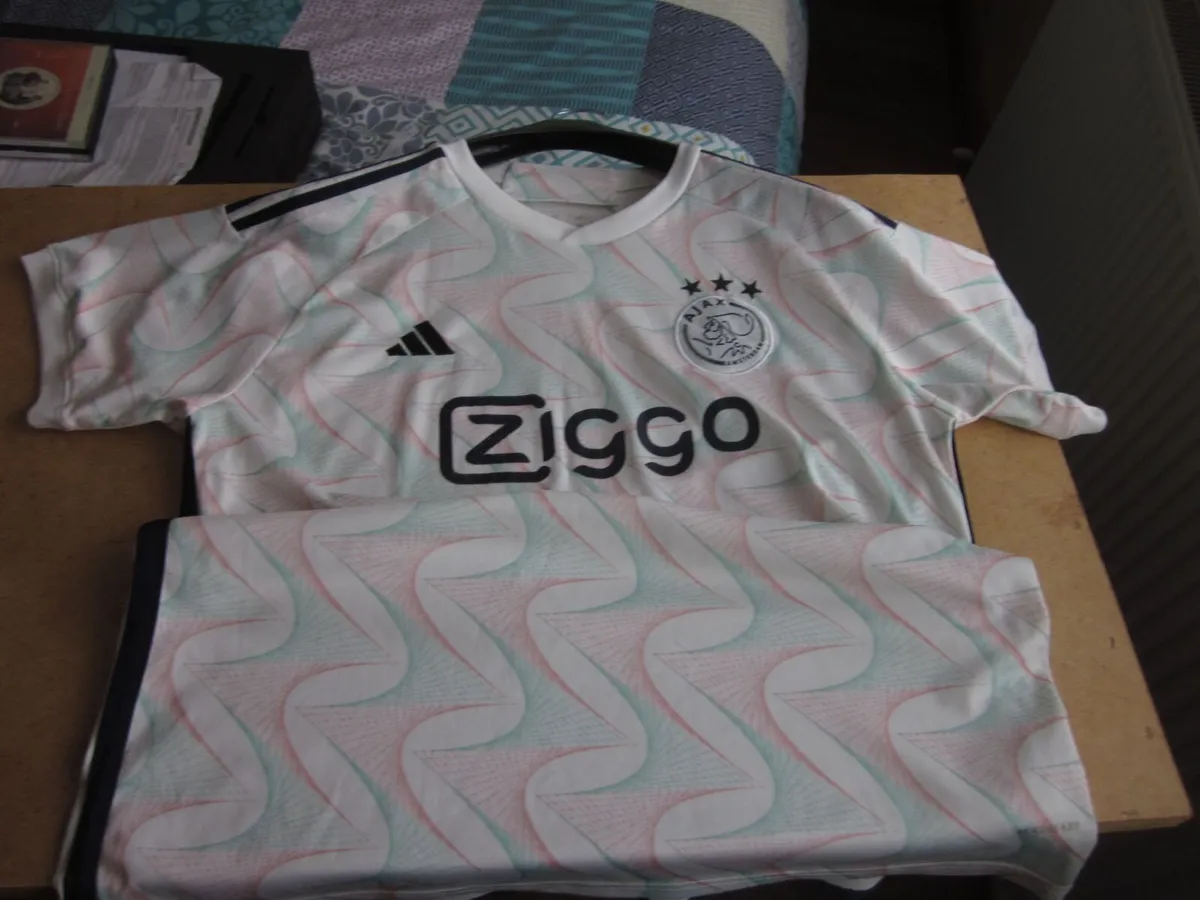 Ajax Football Shirt 2023/2024 Away Mens XL - Image 3
