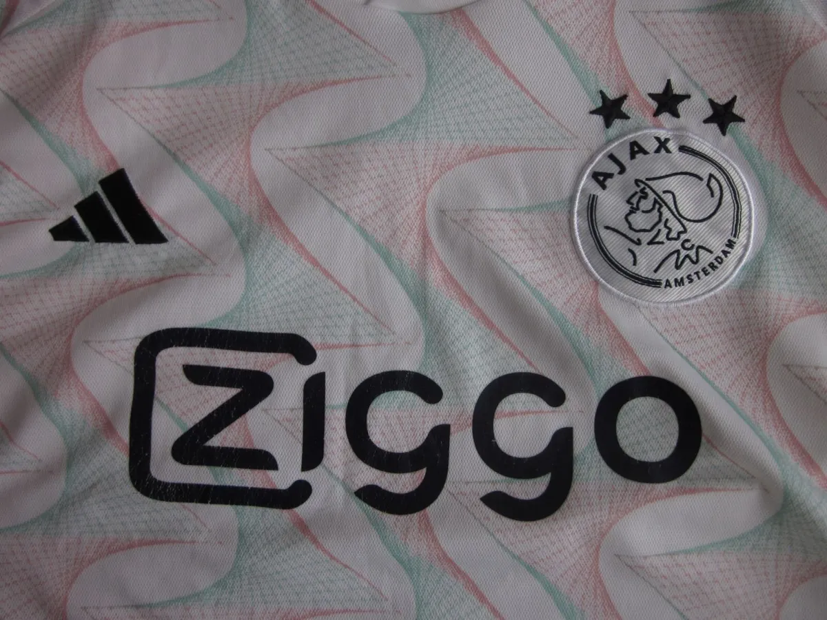 Ajax Football Shirt 2023/2024 Away Mens XL - Image 4