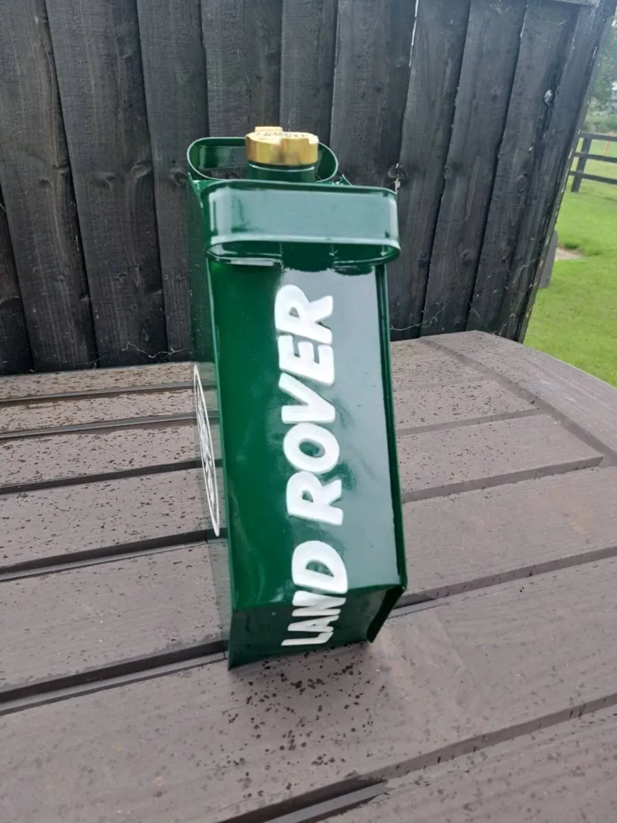 Landrover  oil can - Image 2