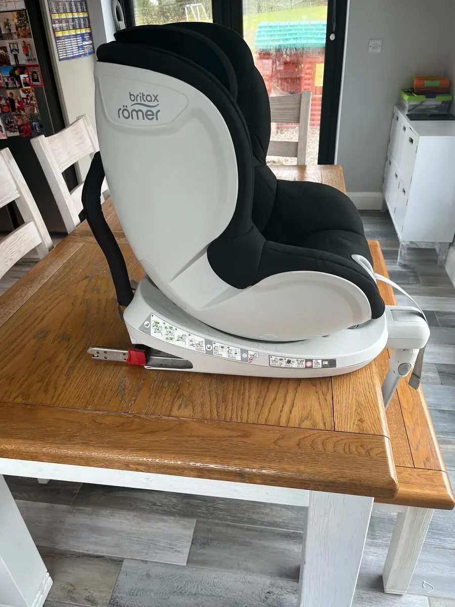 Britax Romer Car seat - Image 1