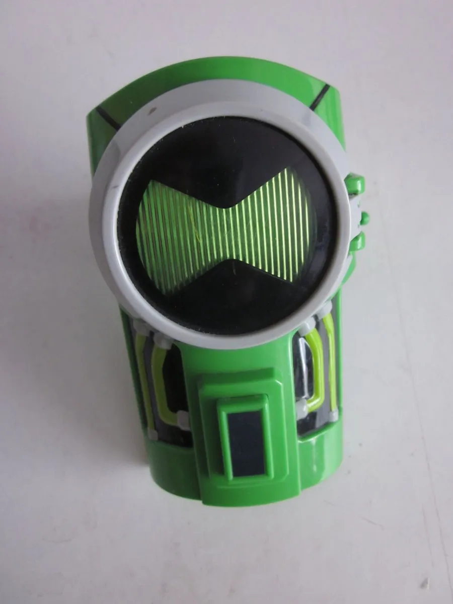 Ben 10 Revolution Ultimatrix Omnitrix Watch 2010 - Image 1