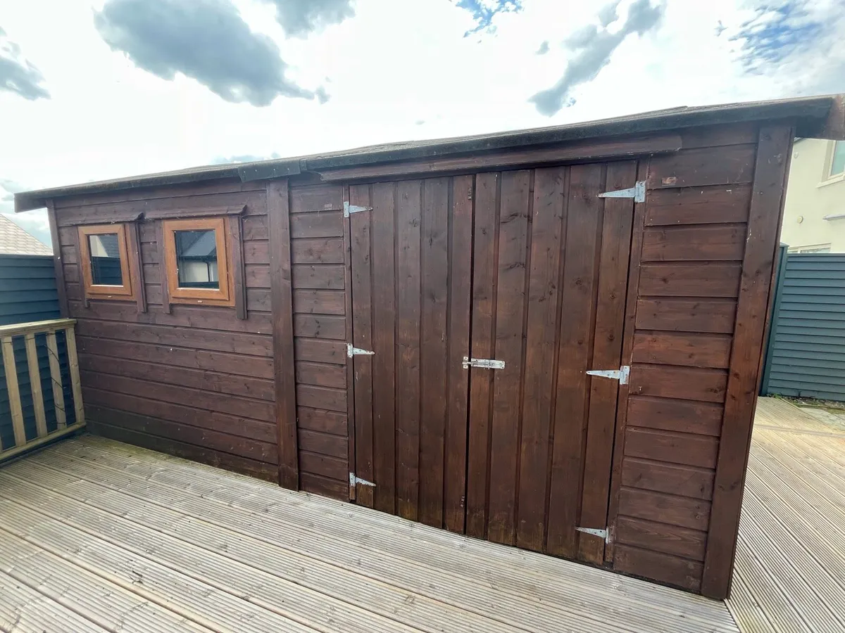 Shed and decking - Image 3