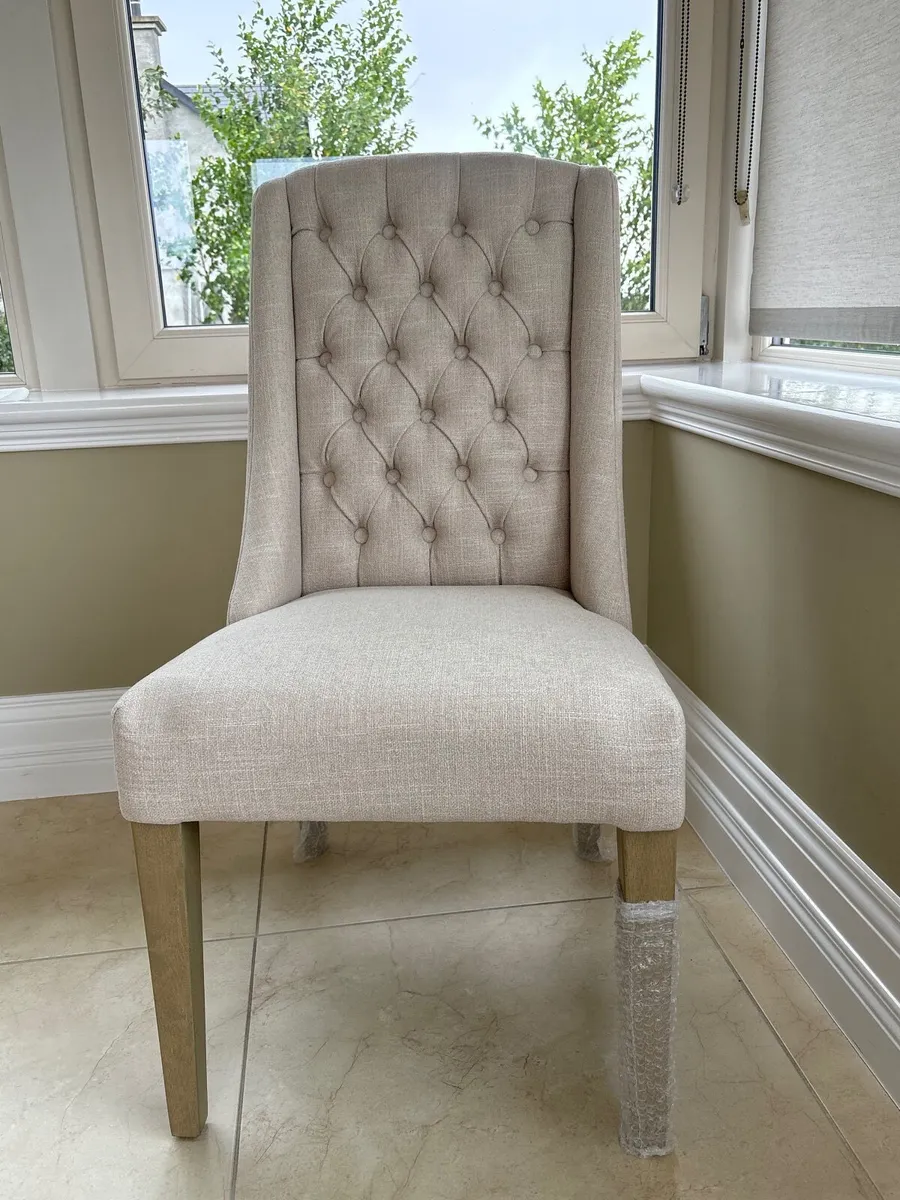 Dining chairs - Image 1