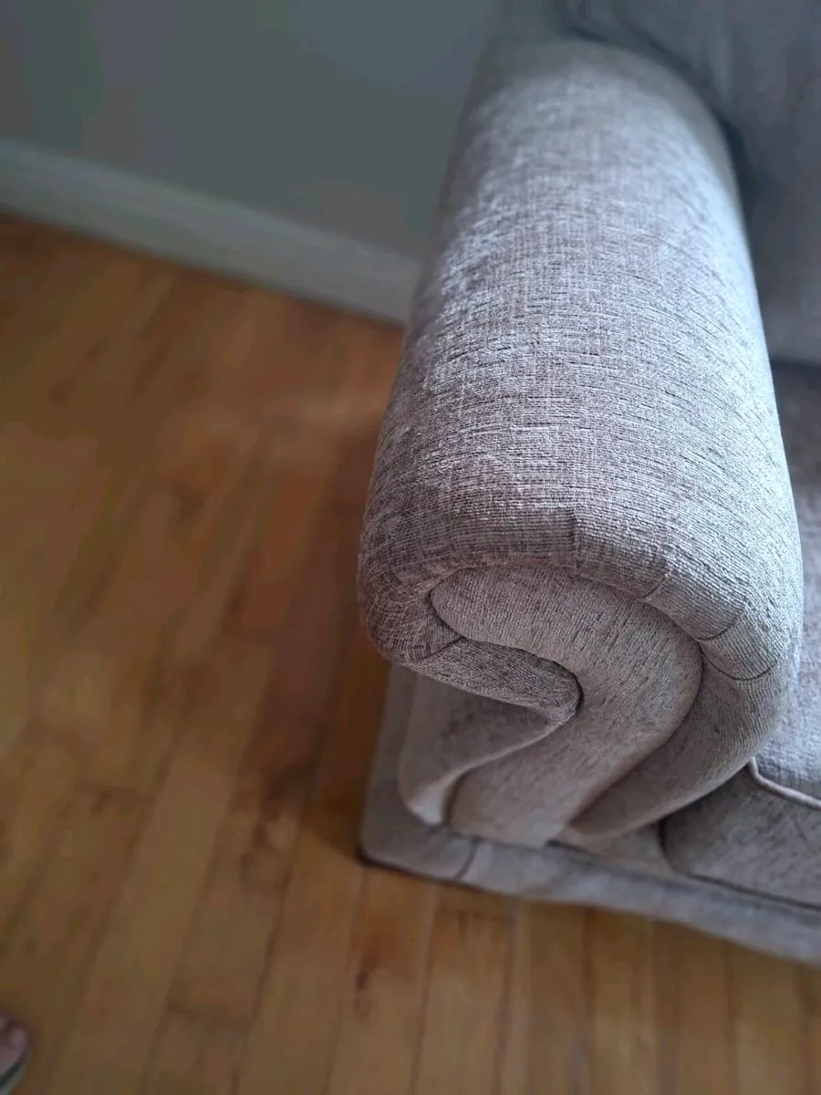 Sofa bed suite - Image 4