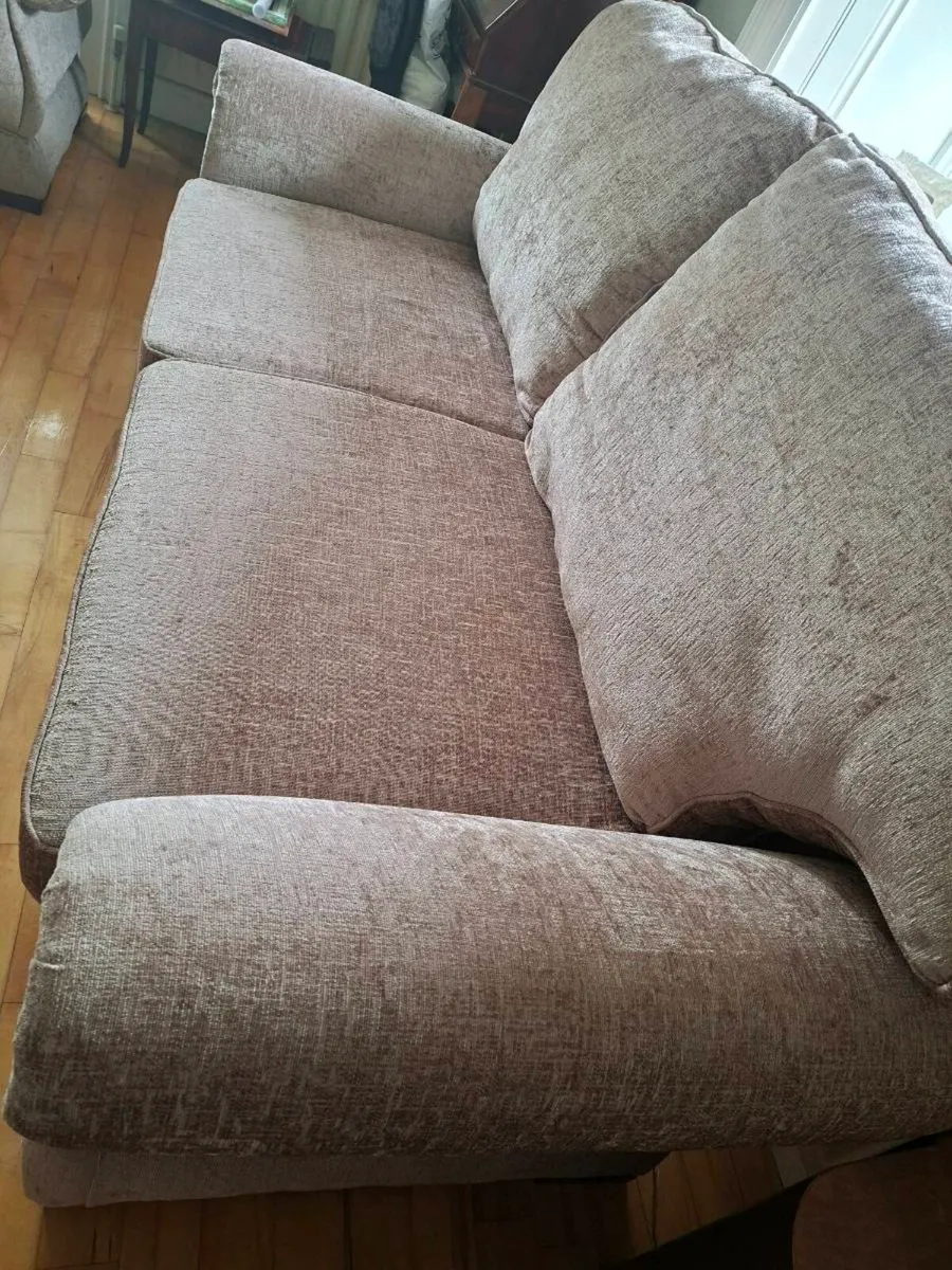 Sofa bed suite - Image 1