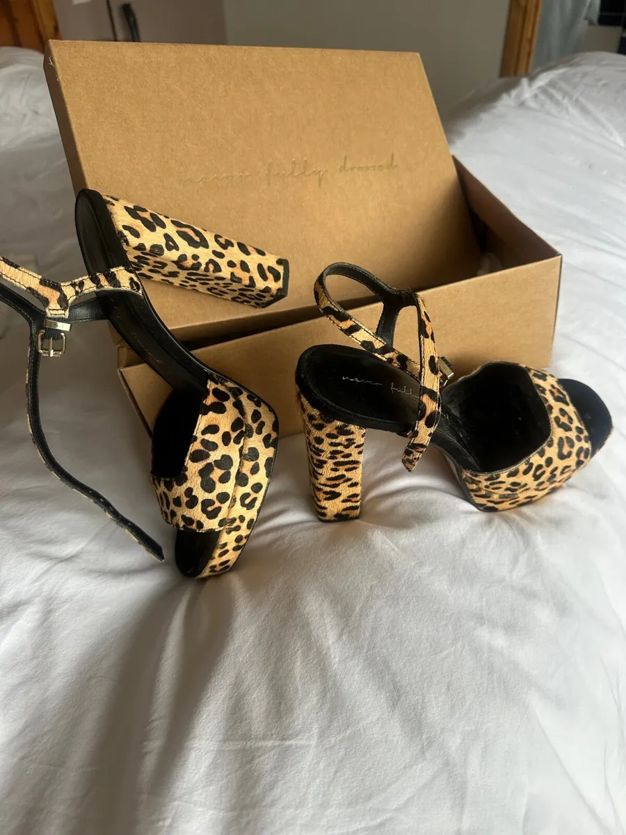 Shoes - Image 3