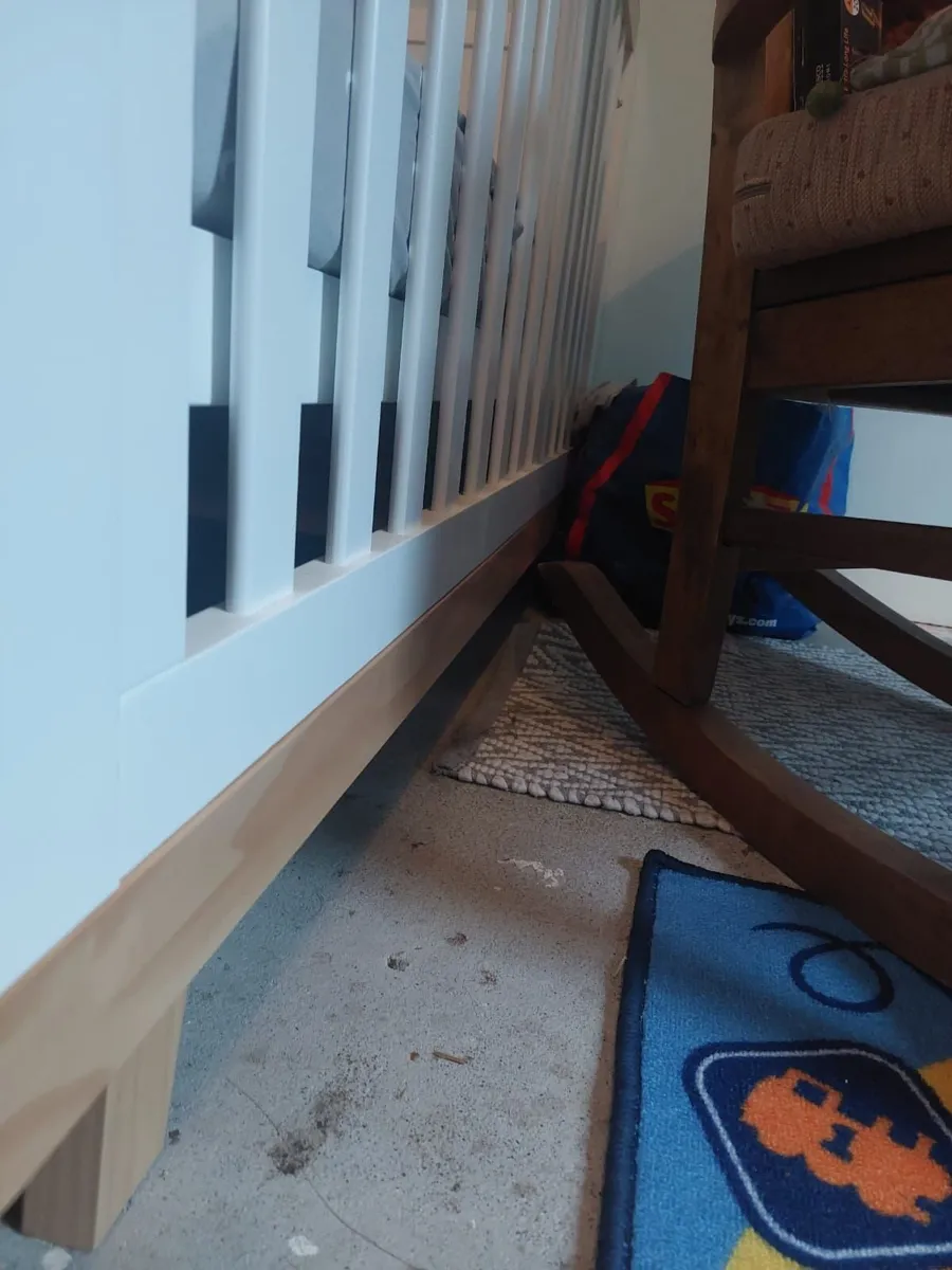 Cot/ Cot bed - Image 4