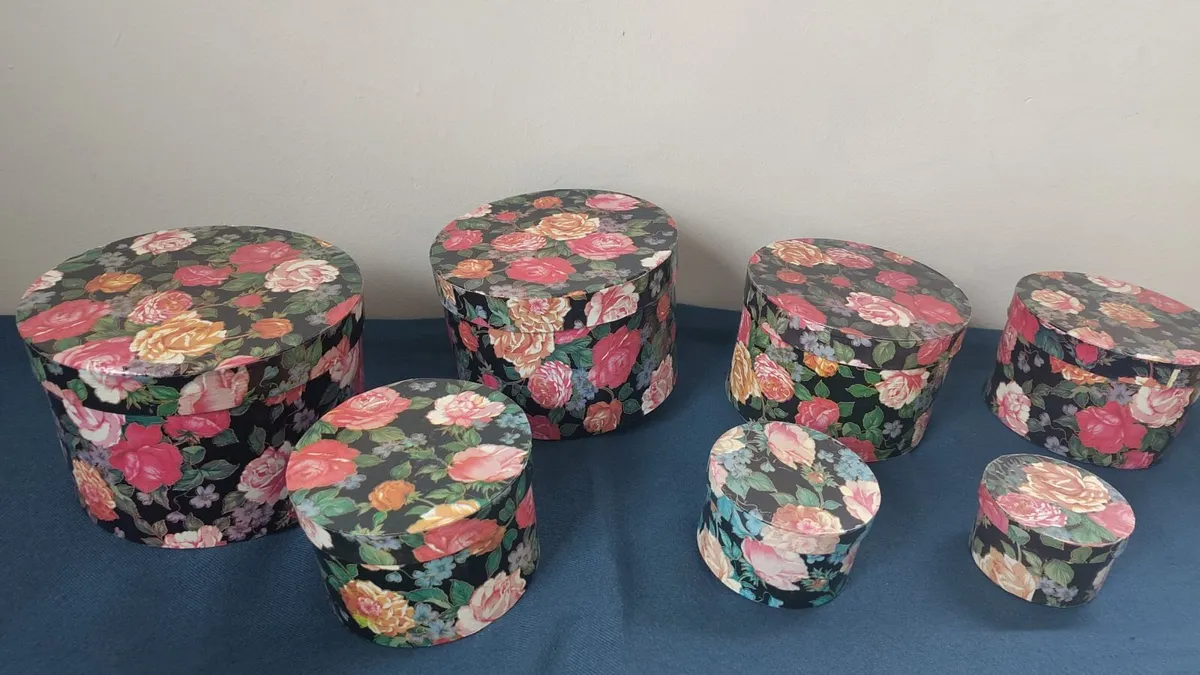 Rose containers - Image 2