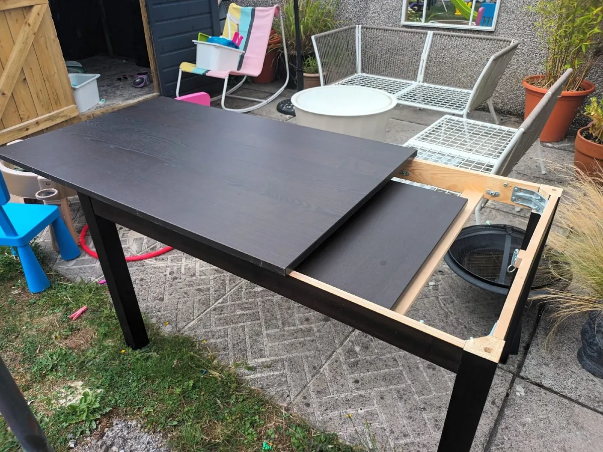 Dining table - Image 4