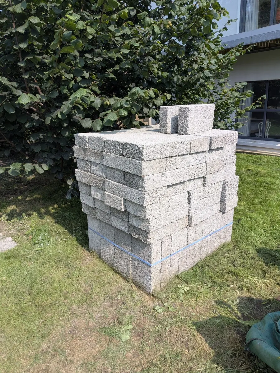 Concrete blocks - Image 2