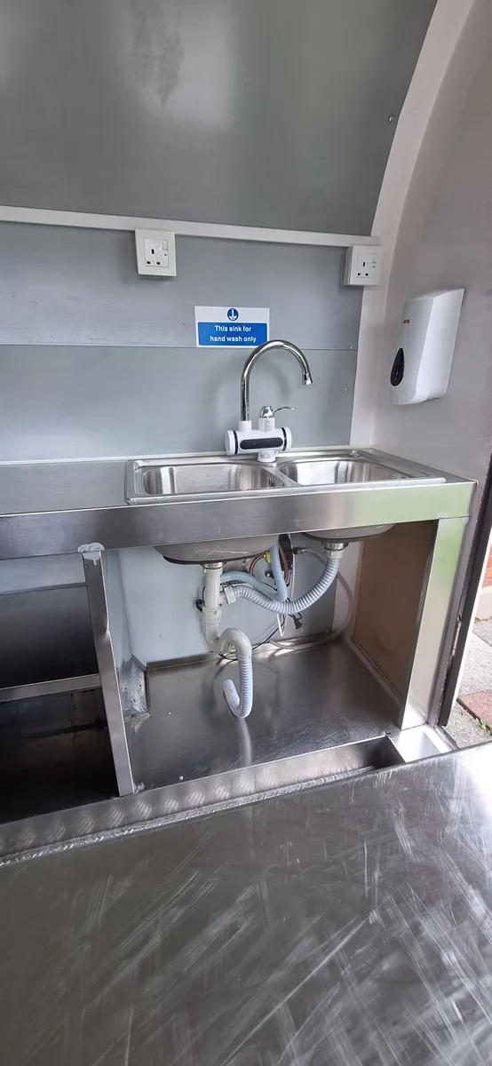Food Coffee Trailer - Image 2