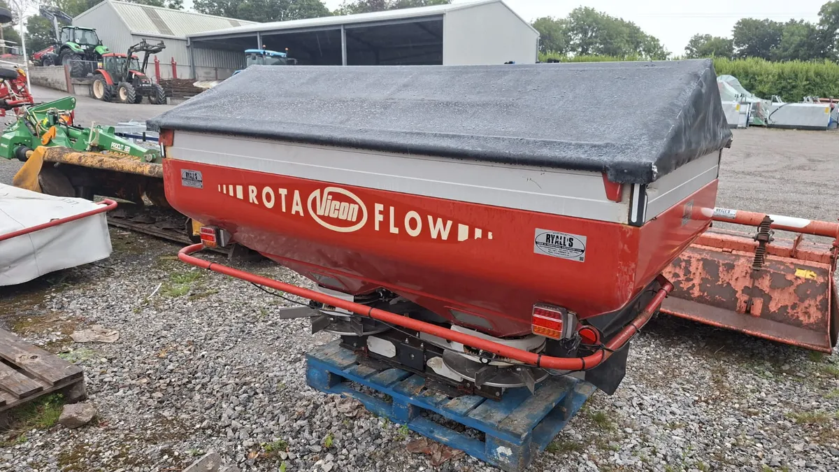 Vicon Kverneland 1.5 Ton Fertilizer spreader - Image 3