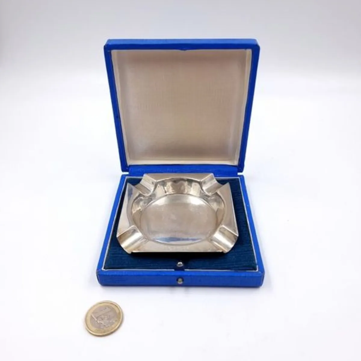 Silver - Image 4