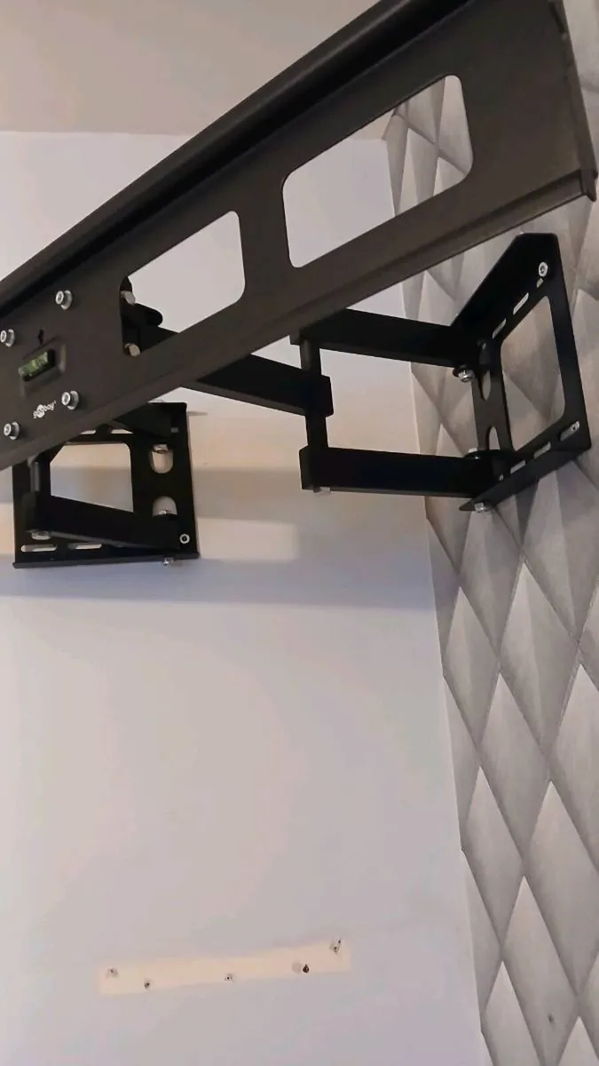 Tv bracket - Image 2