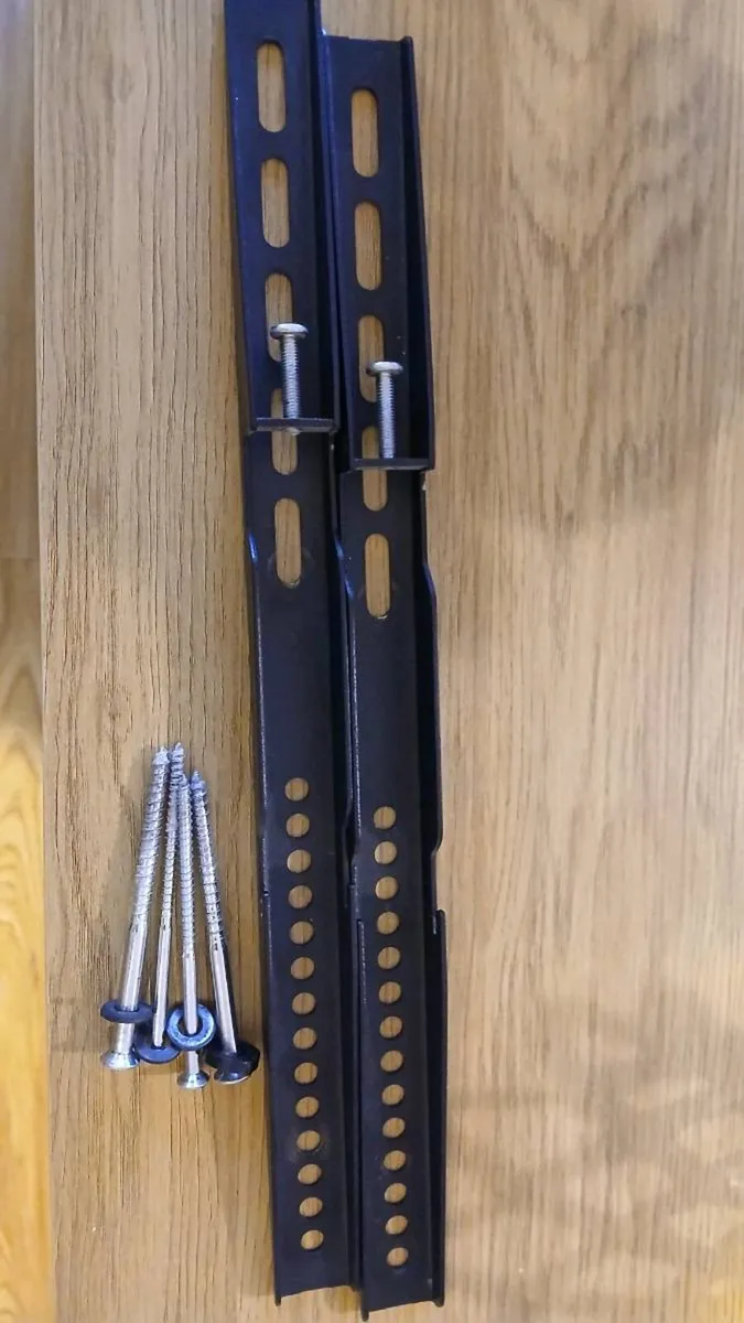 Tv bracket - Image 3