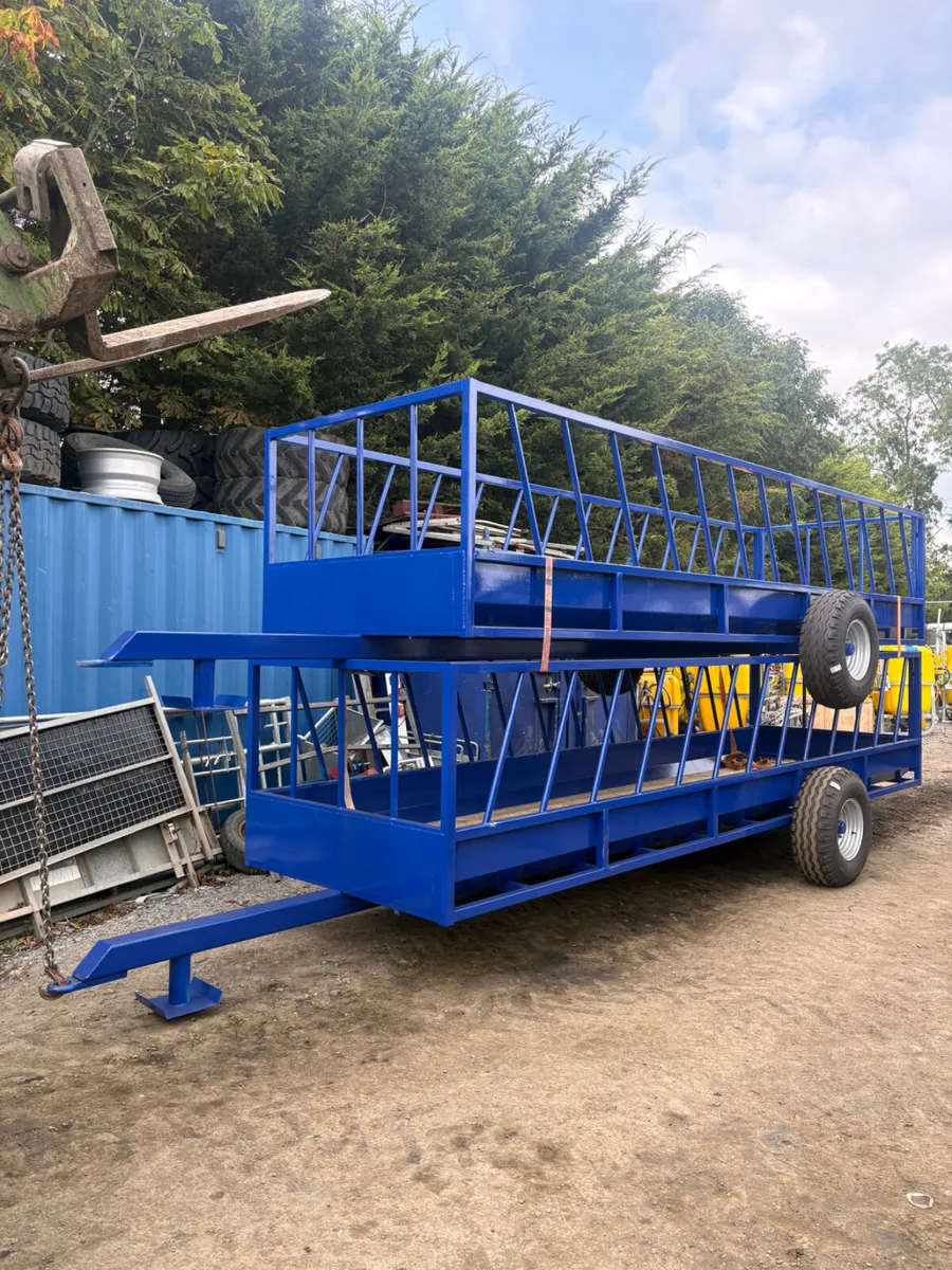 New cattle feed trailer - Image 1