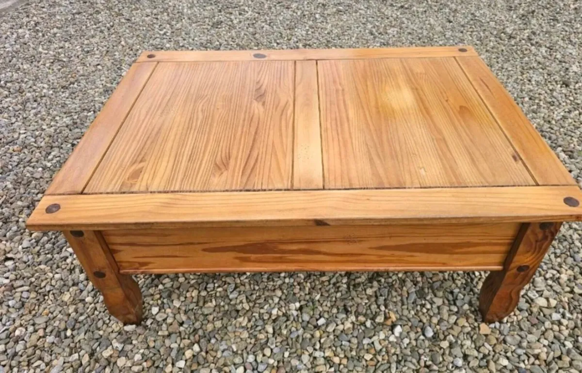 Comee table - Image 2