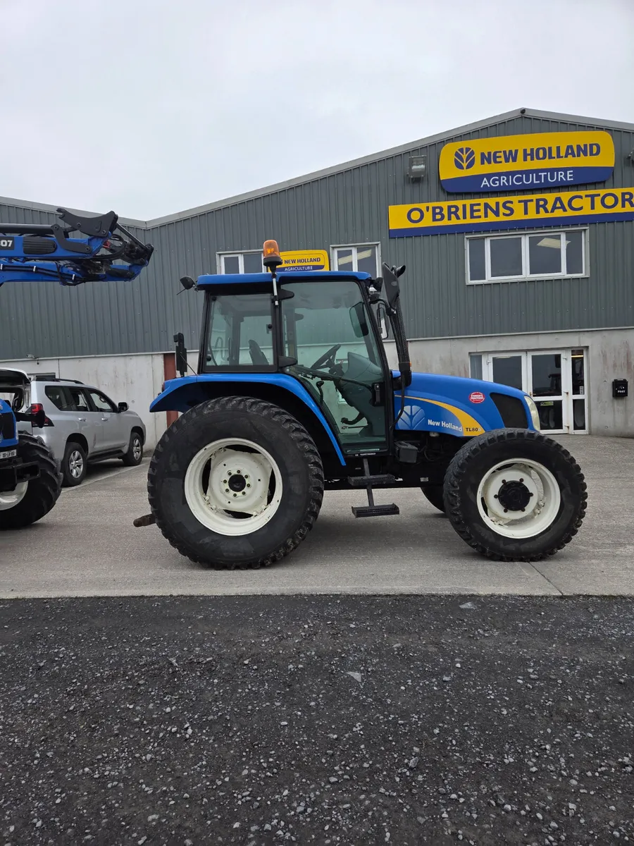 2008 New Holland TL80 A - Image 1