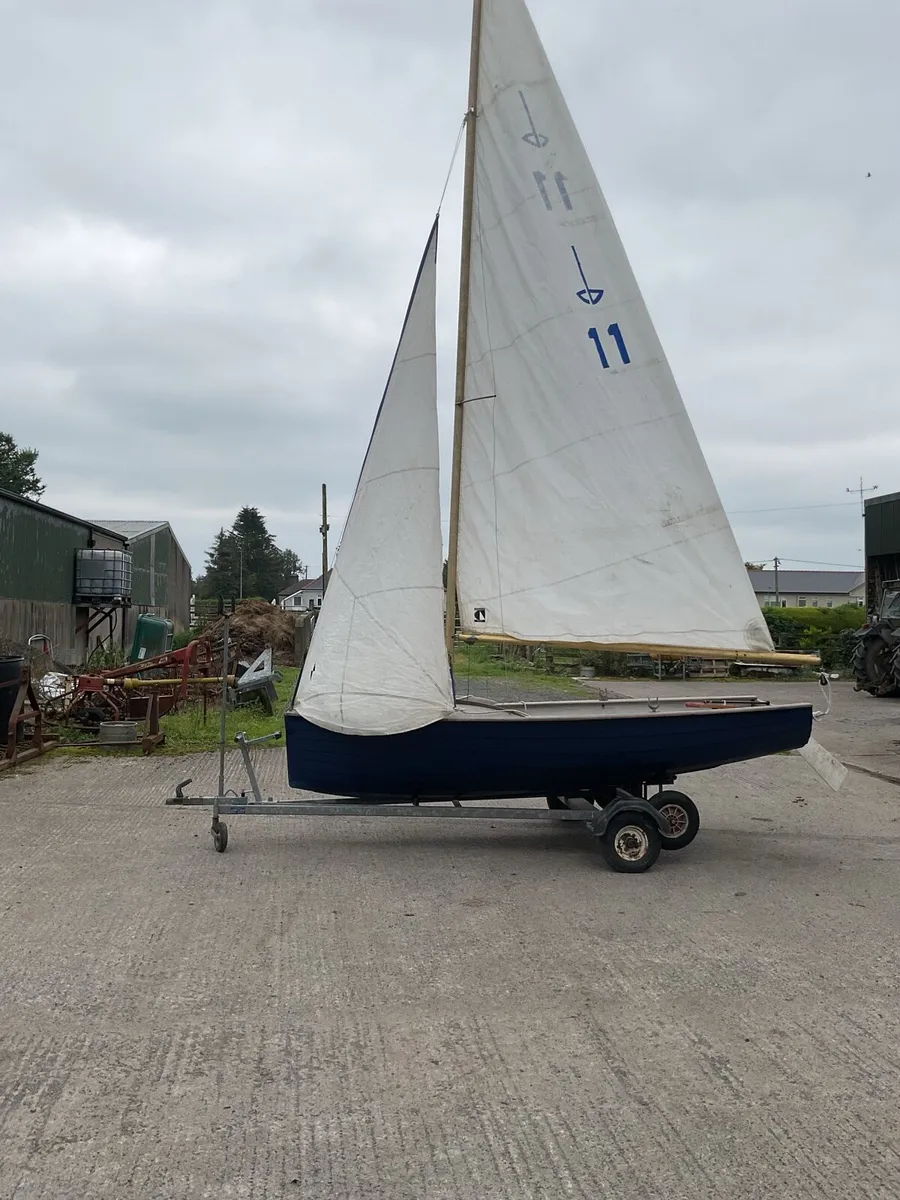 Sailing dingy - Image 2