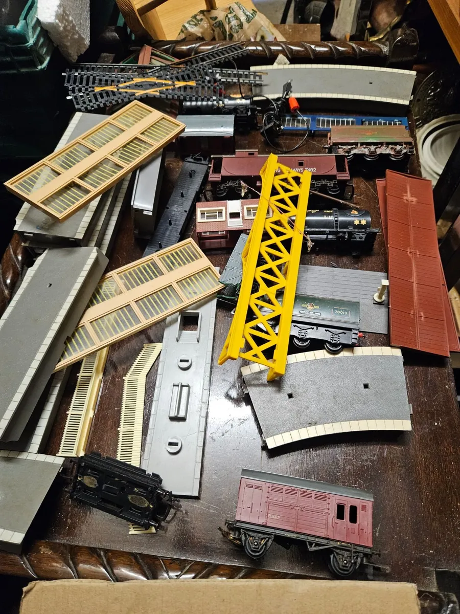 Hornby Lima Triang OO Gauge Lot - Image 1