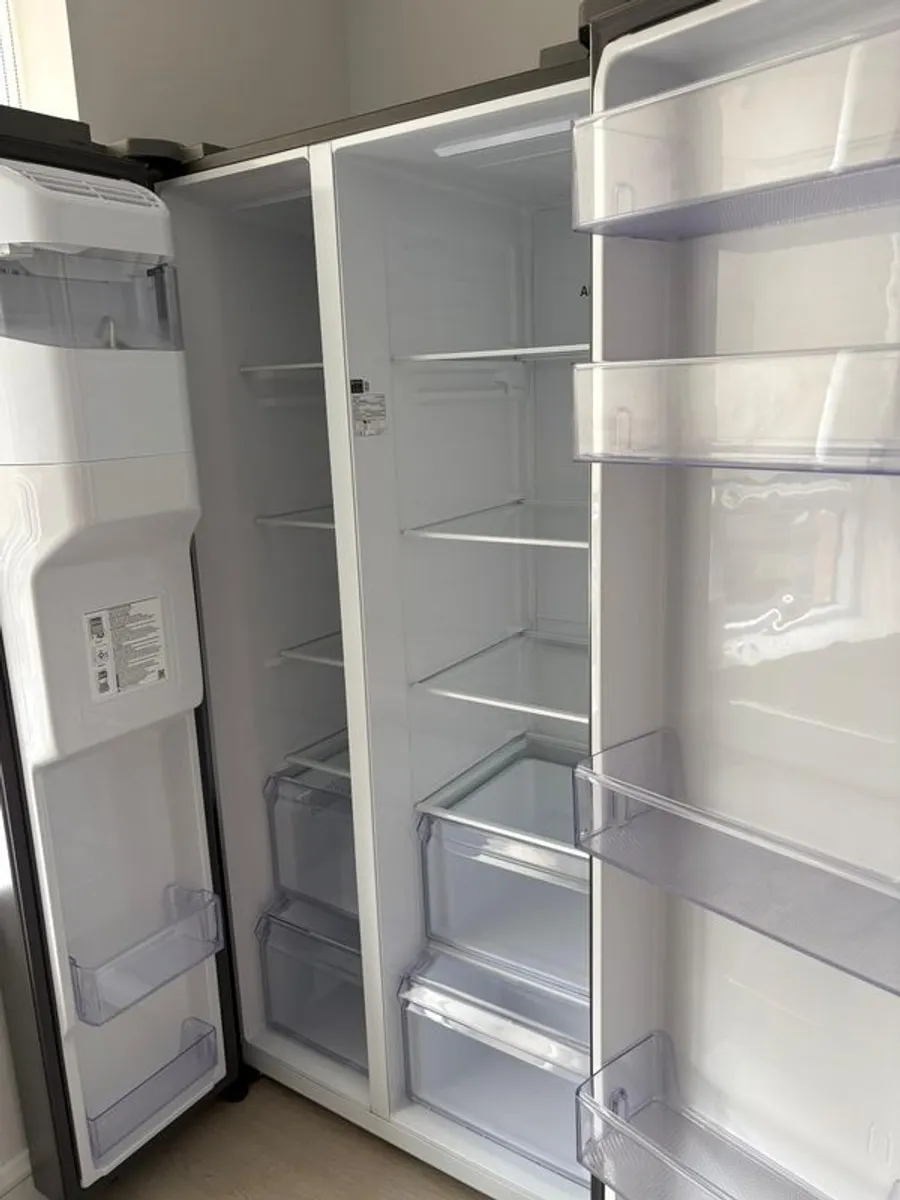 Samsung Fridge Freezer - Image 2