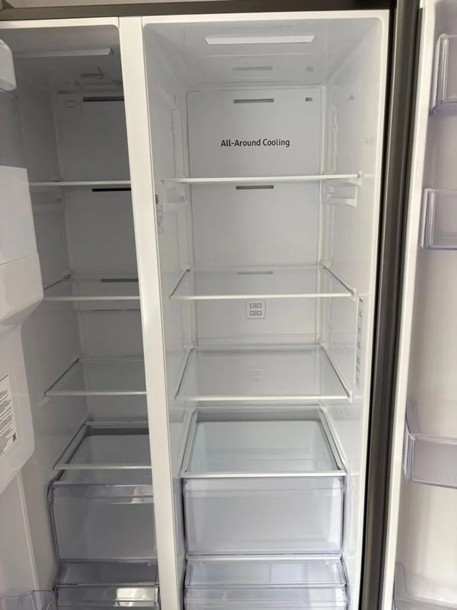 Samsung Fridge Freezer - Image 3