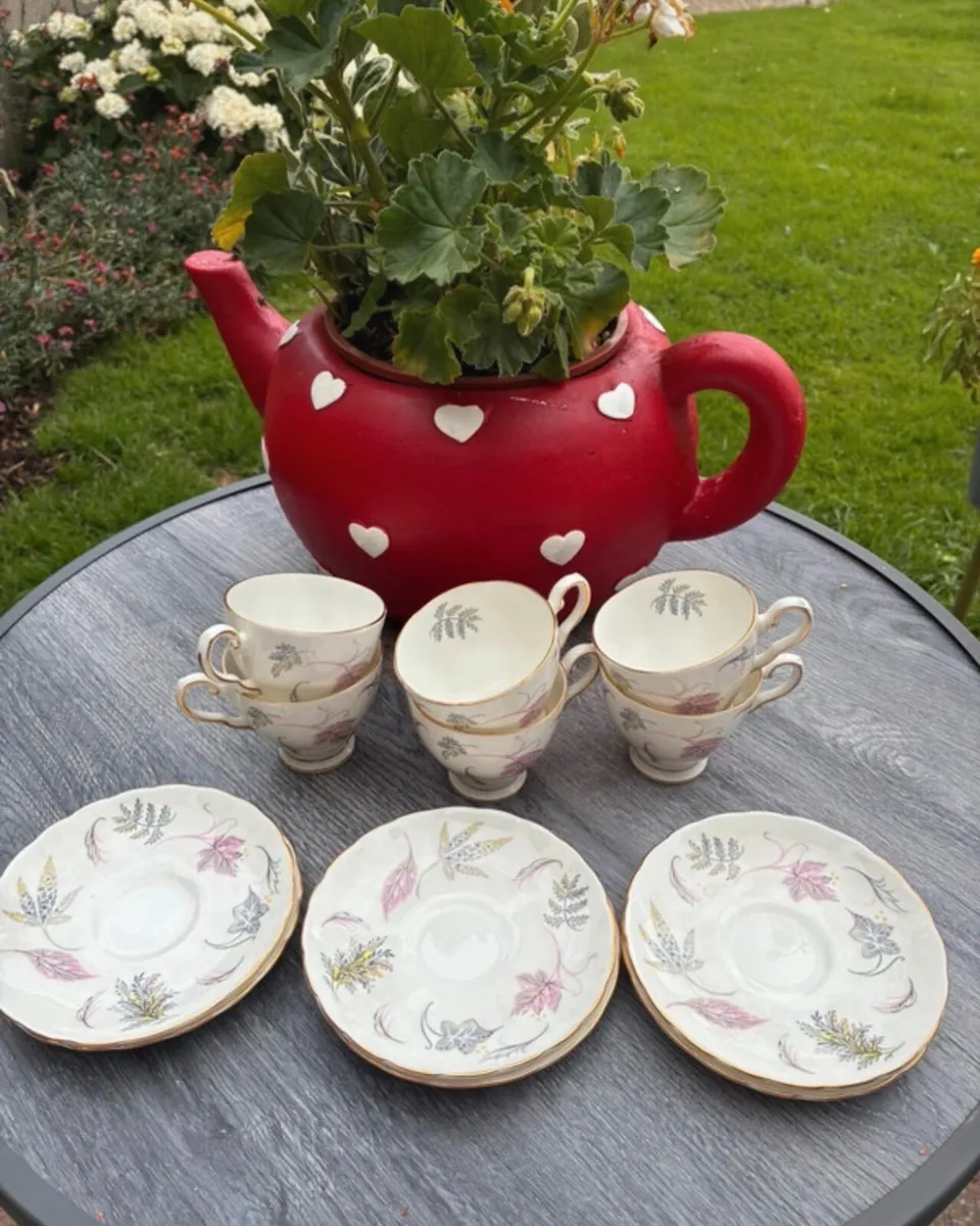 1960’s Original Royal Tuscan bone china set - Image 1