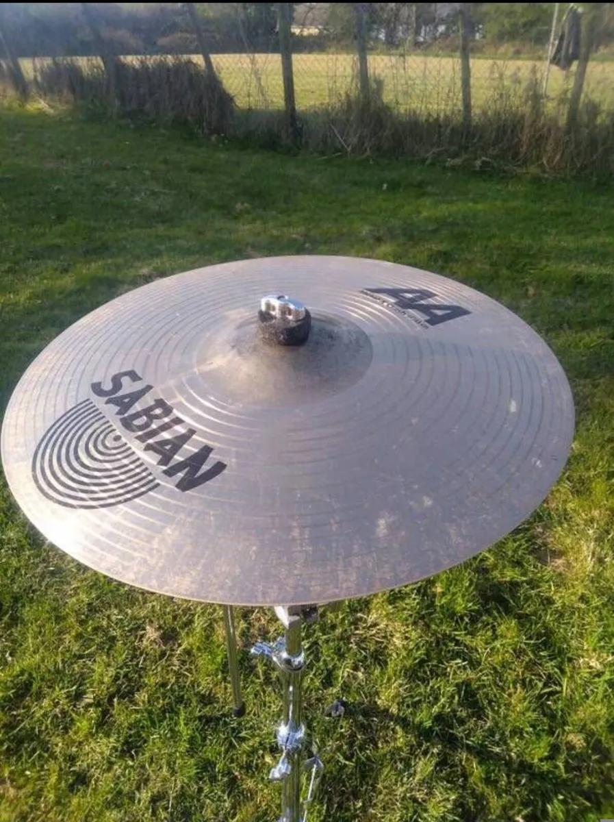 Sabian AA Metal X 17 " crash - Image 1