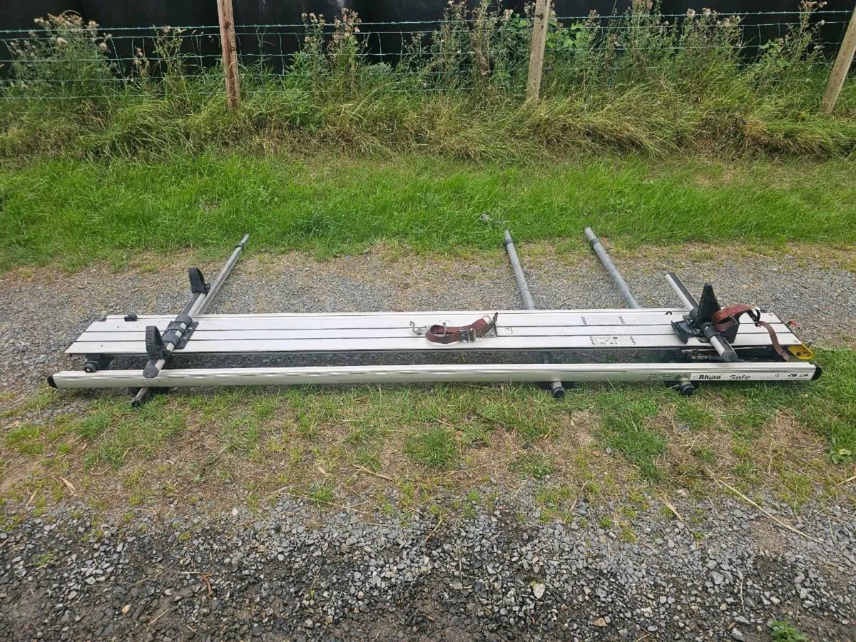 Rhino SafeStow4 Gas-Assisted Van Ladder Loader - Image 2