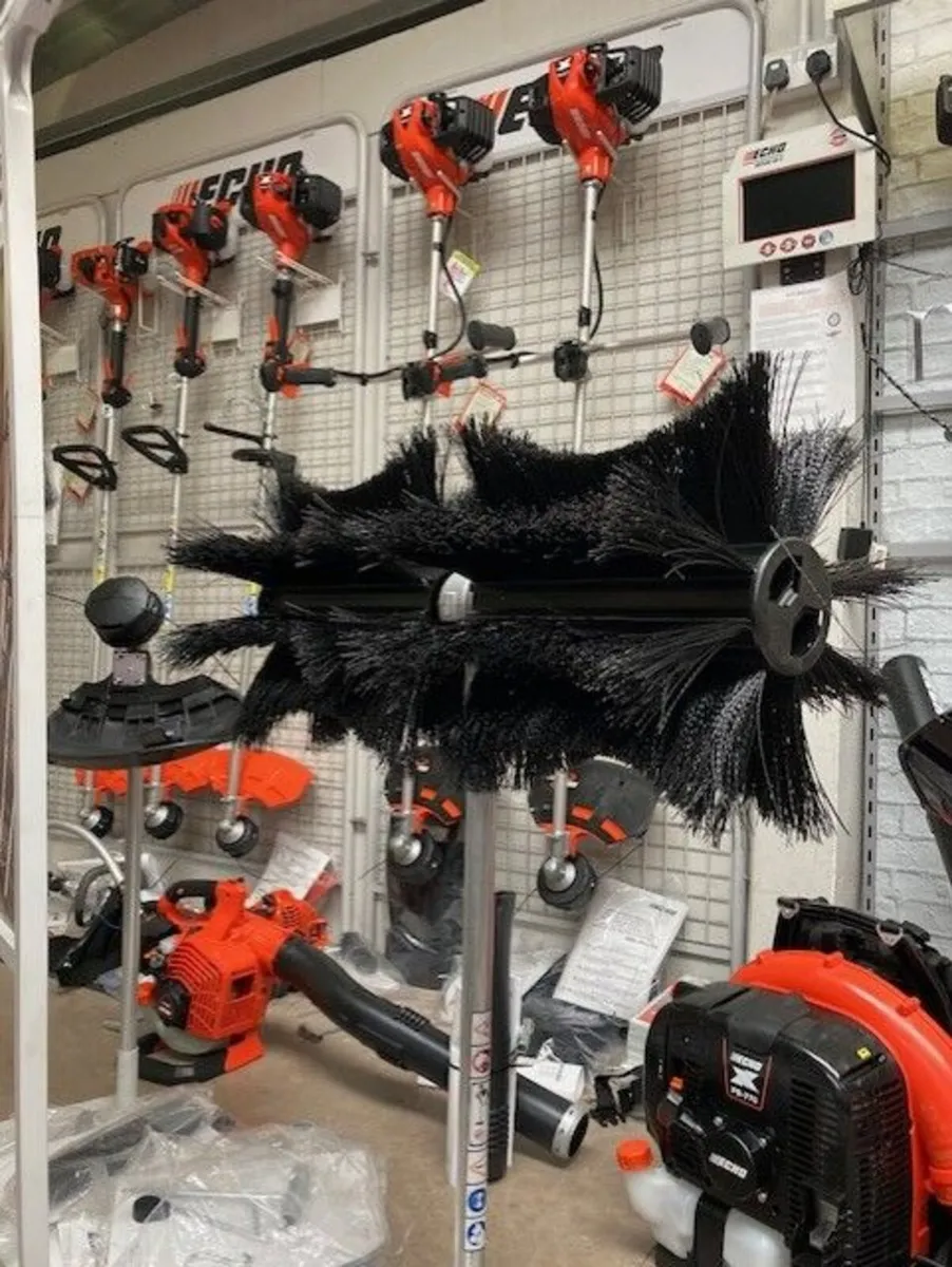 Echo Multitool Powered Brush Attachment - Image 3