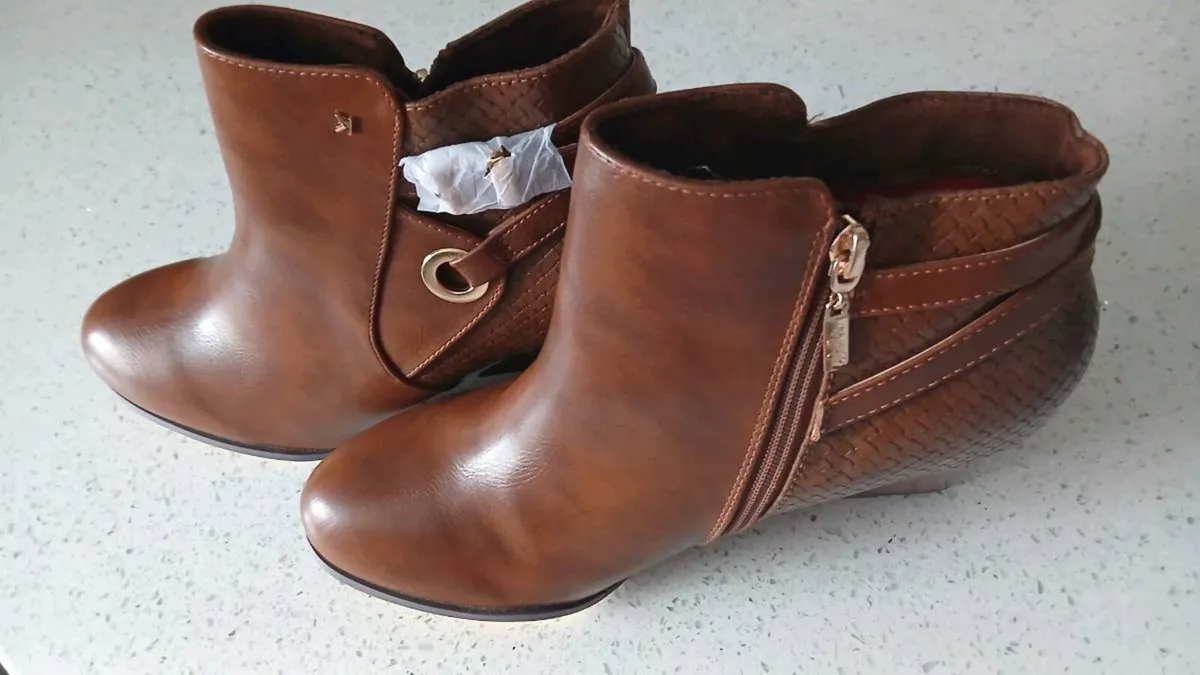Shoes - Image 1