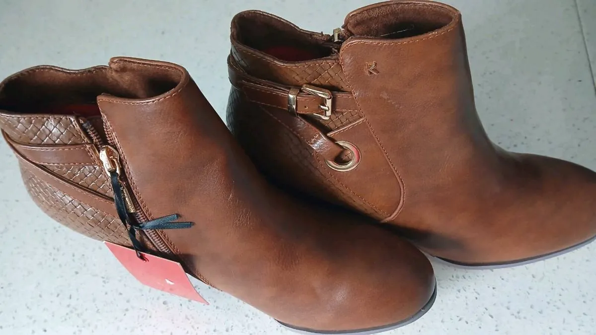 Shoes - Image 2