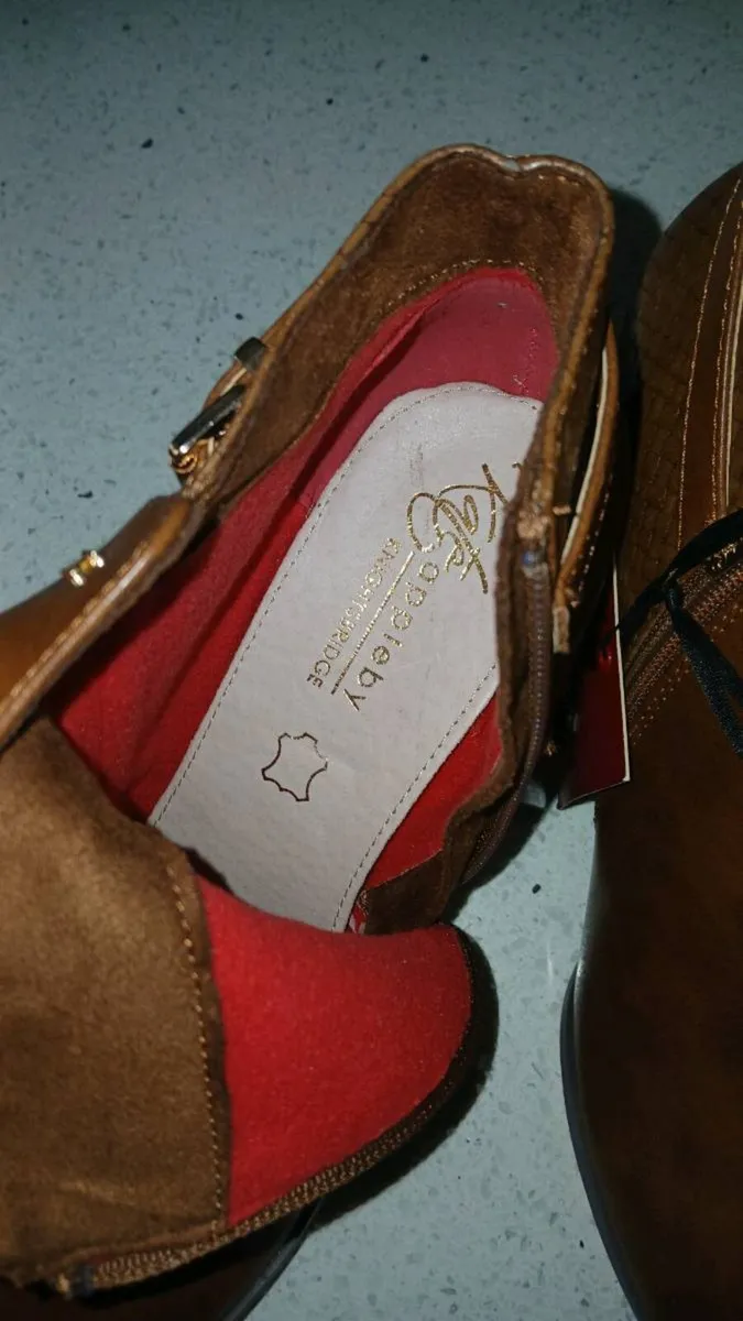 Shoes - Image 4