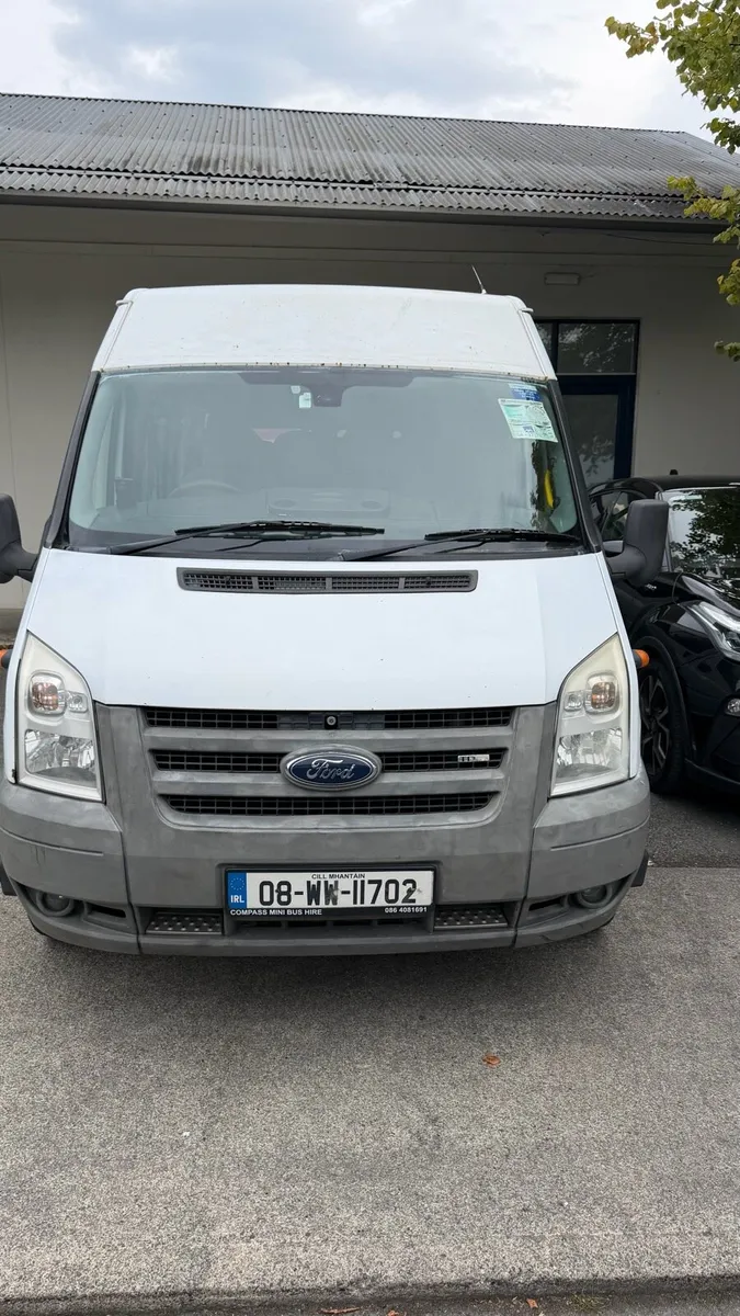 Ford Transit 17 Seat Minibus - Image 1