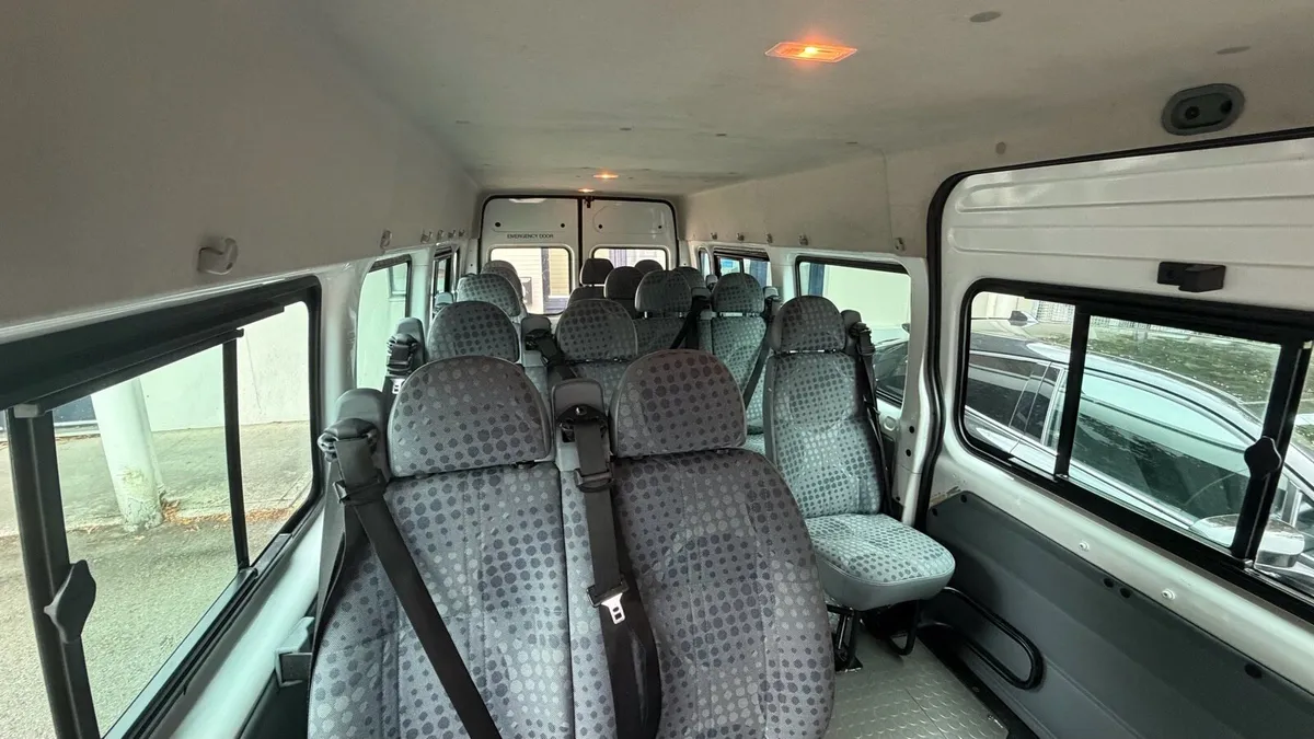 Ford Transit 17 Seat Minibus - Image 3