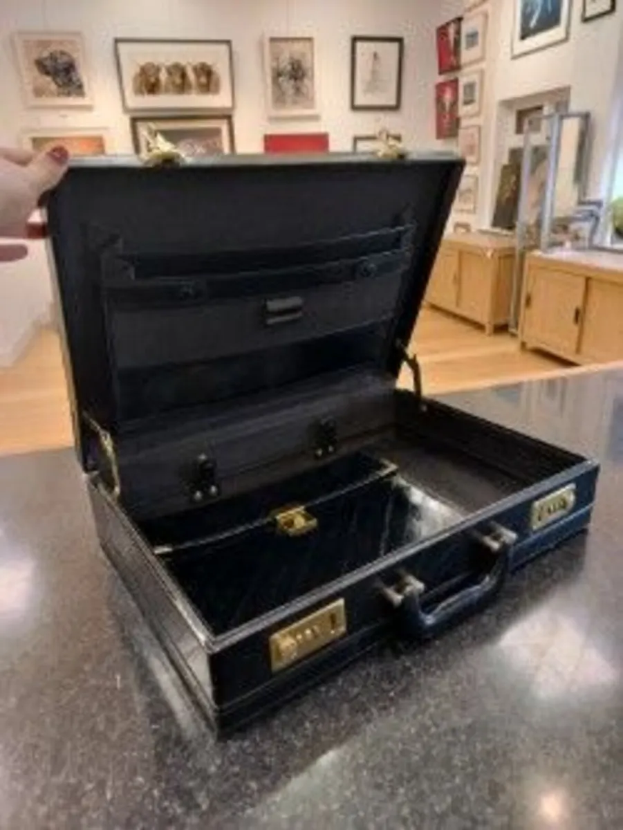Briefcase - Image 3