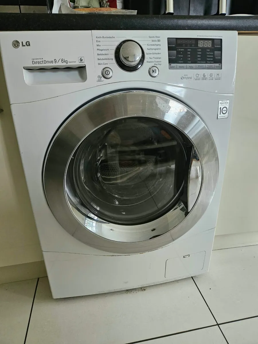 LG F14A8RD Washer Dryer – 9kg / 6kg - Image 1