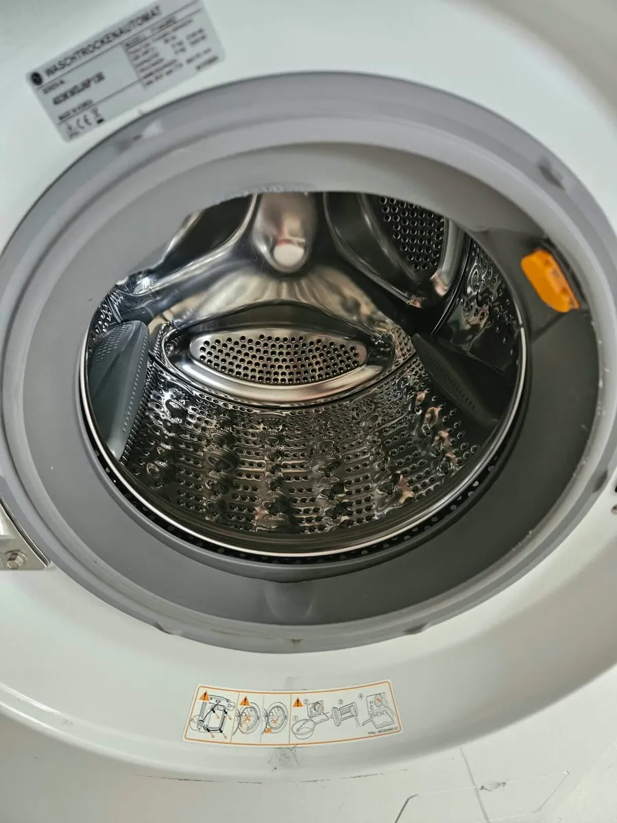 LG F14A8RD Washer Dryer – 9kg / 6kg - Image 4