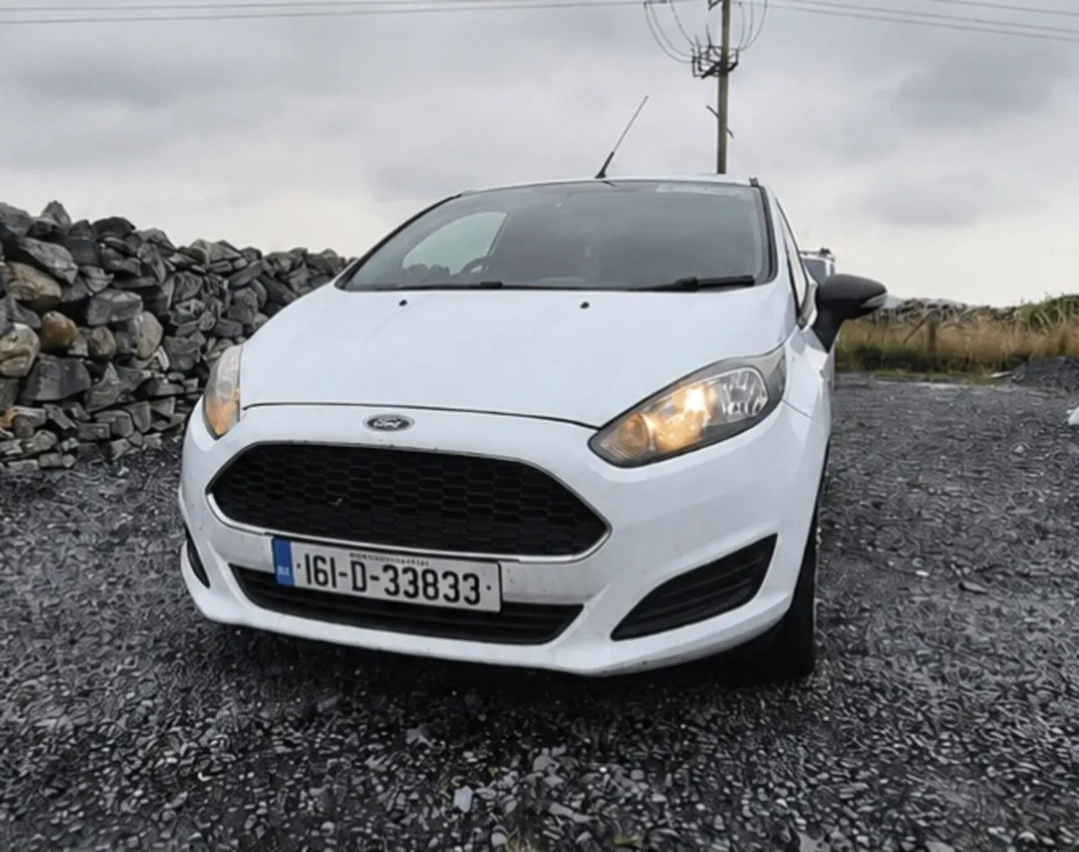 Ford fiesta van - Image 1
