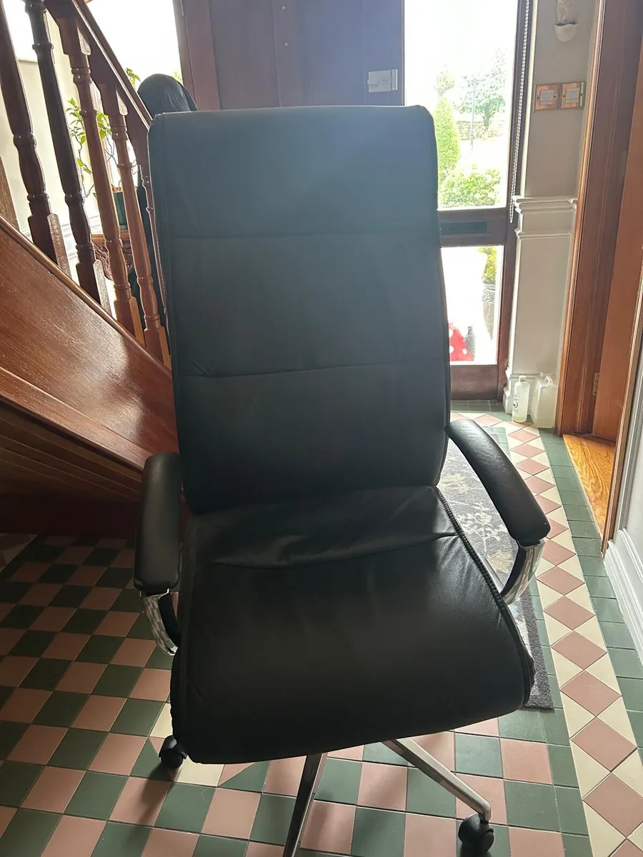 Office Chair - Image 3