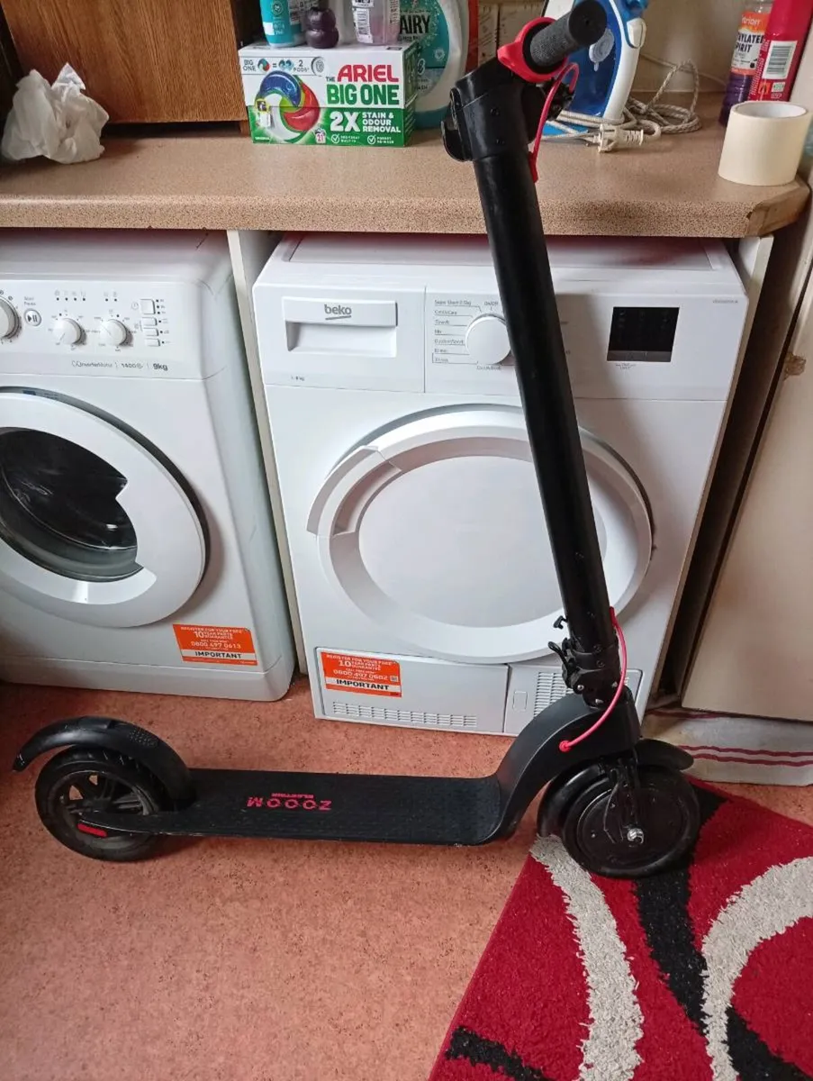 Zoom electric scooter - Image 1