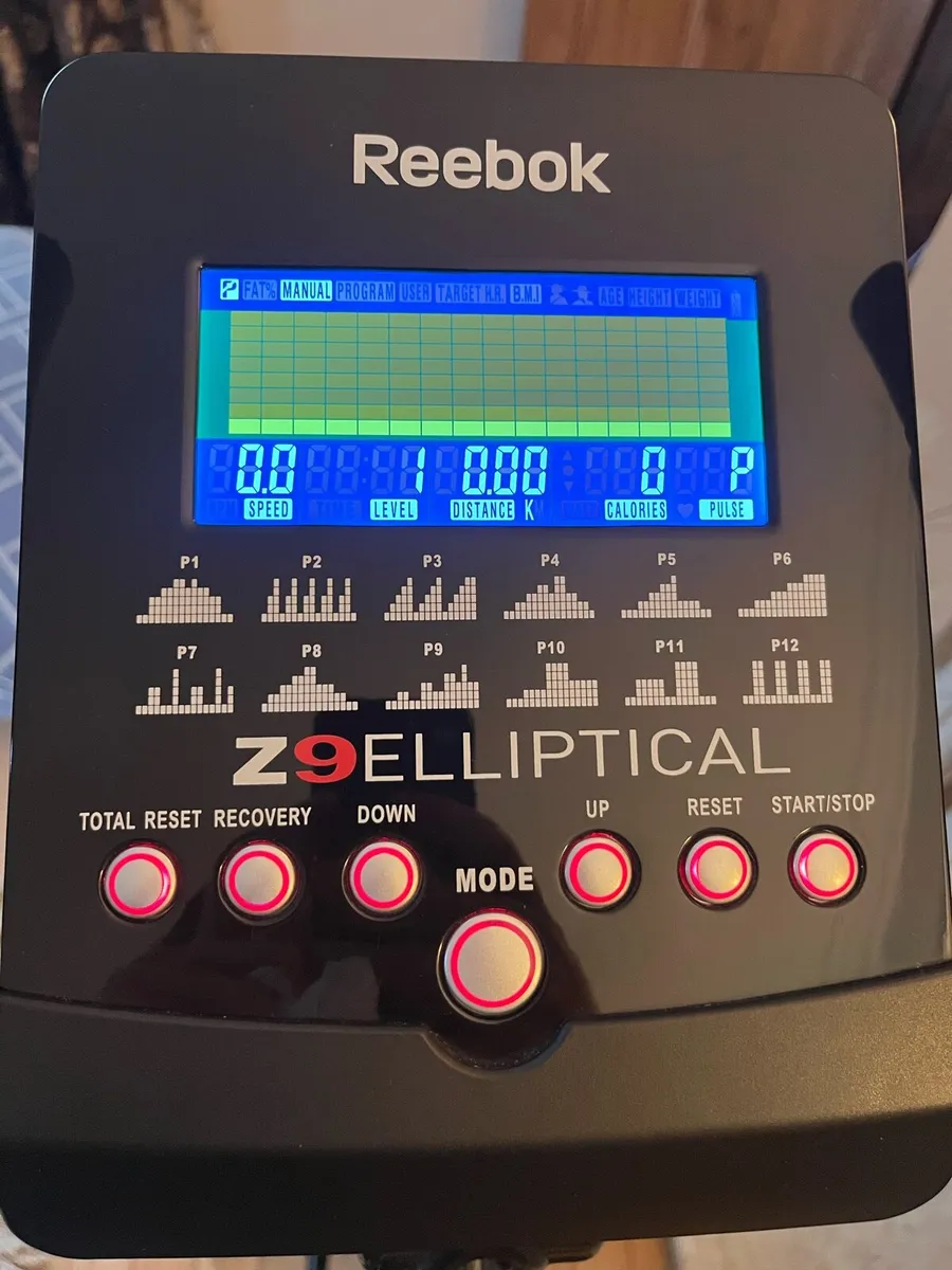 Reebok Z9 Elliptical Cross Trainer - Image 3
