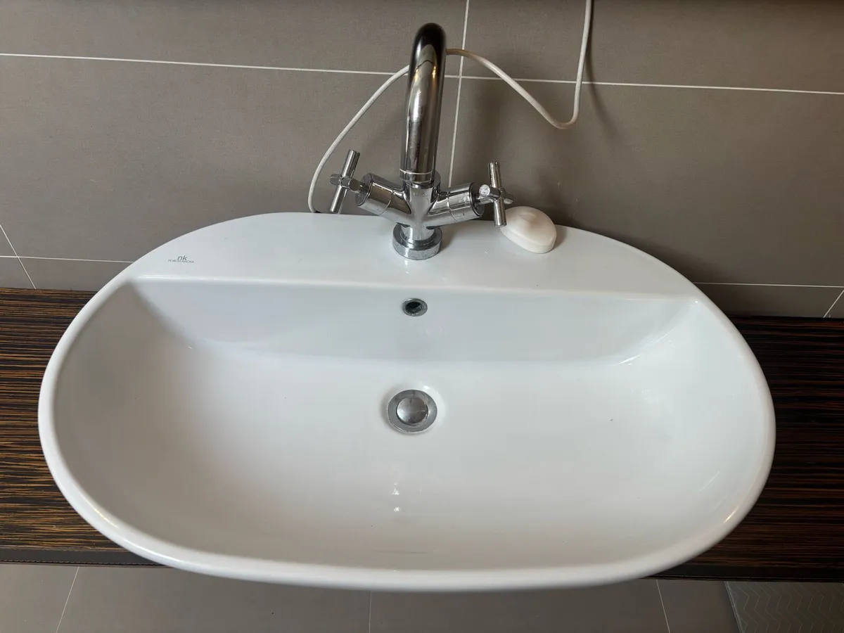 nk porcelanosa sink - Image 1