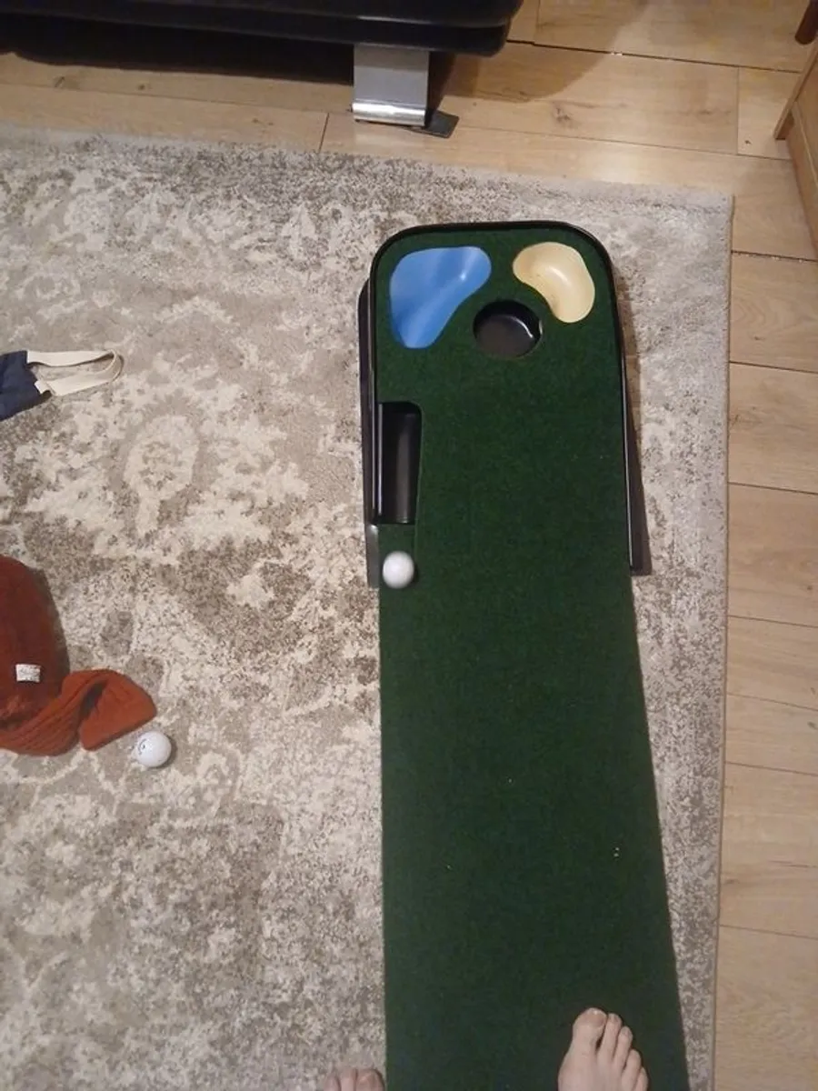 Golf putting mat offers please - Image 4