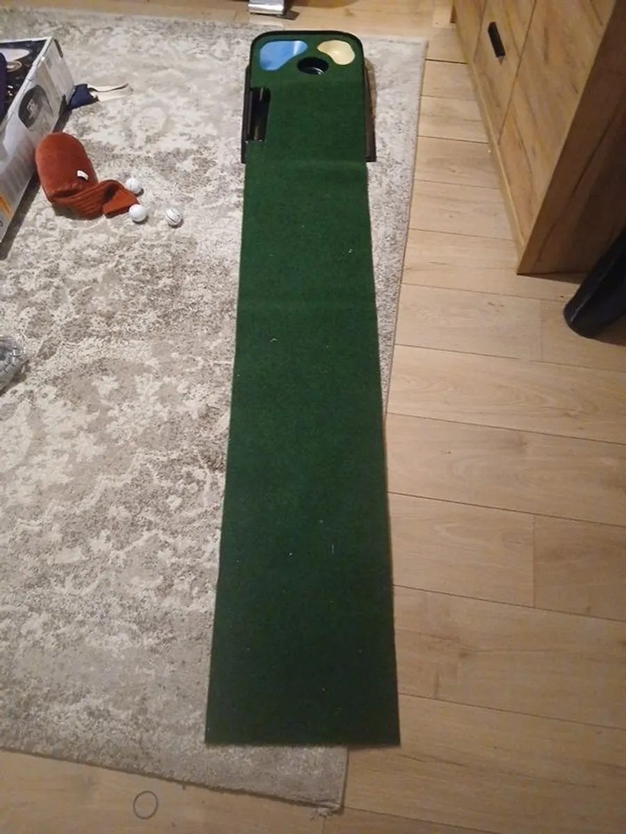 Golf putting mat offers please - Image 1