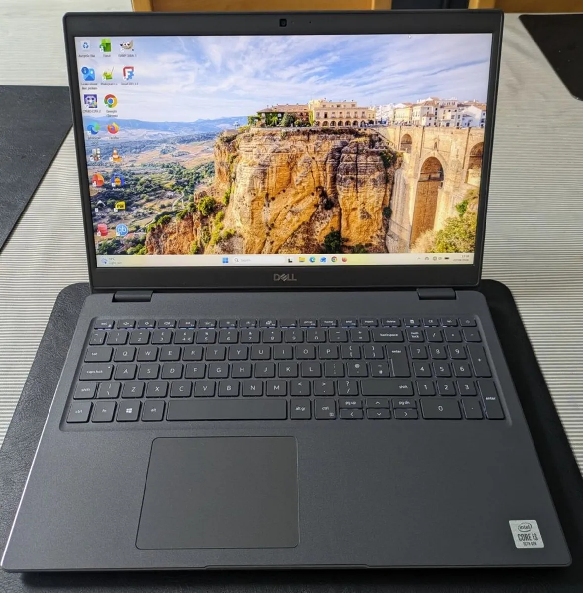 Dell Latitude 3510 10th Gen CPU Win11 Office 16GB - Image 1
