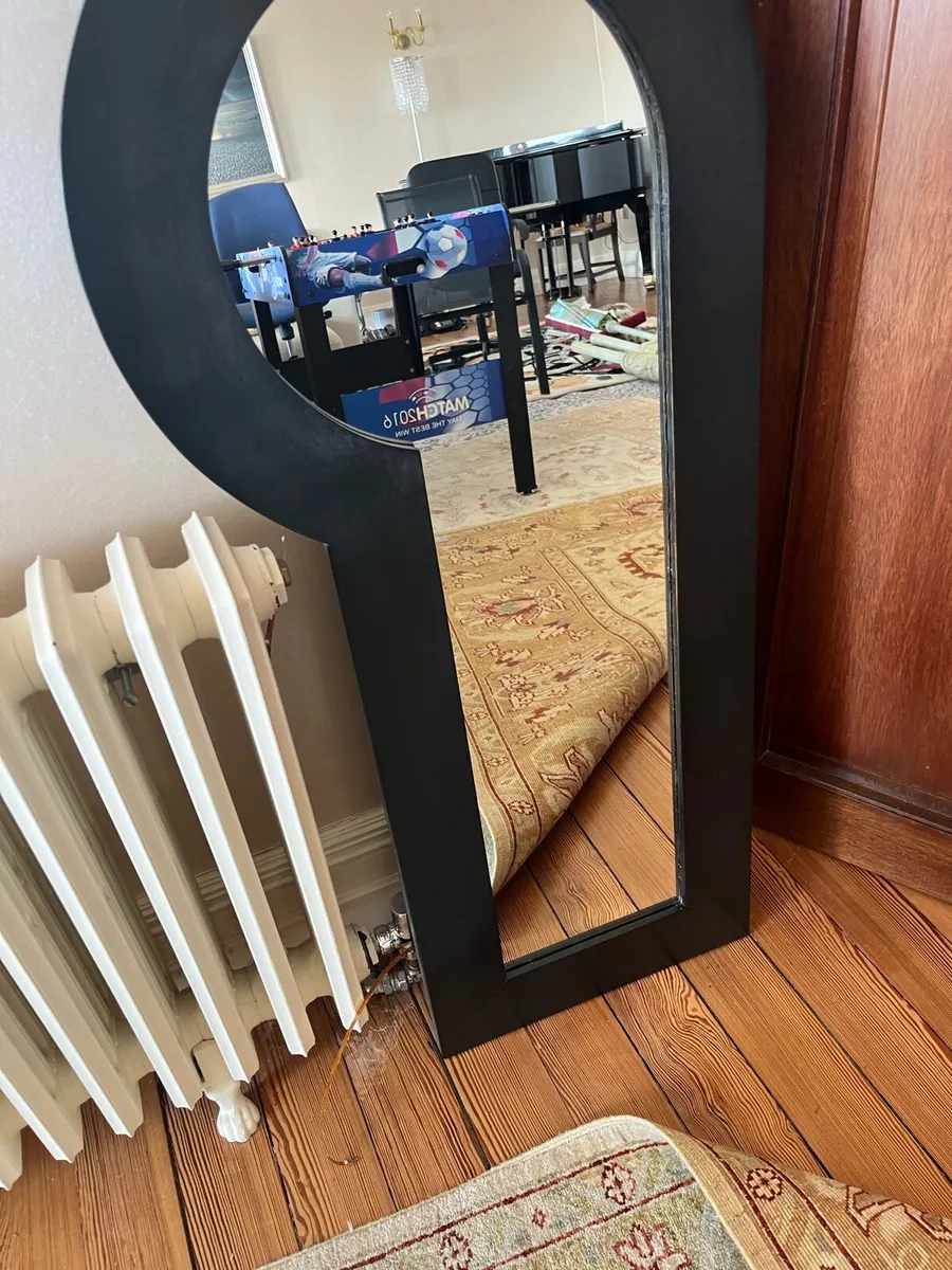 Mirror - Image 1