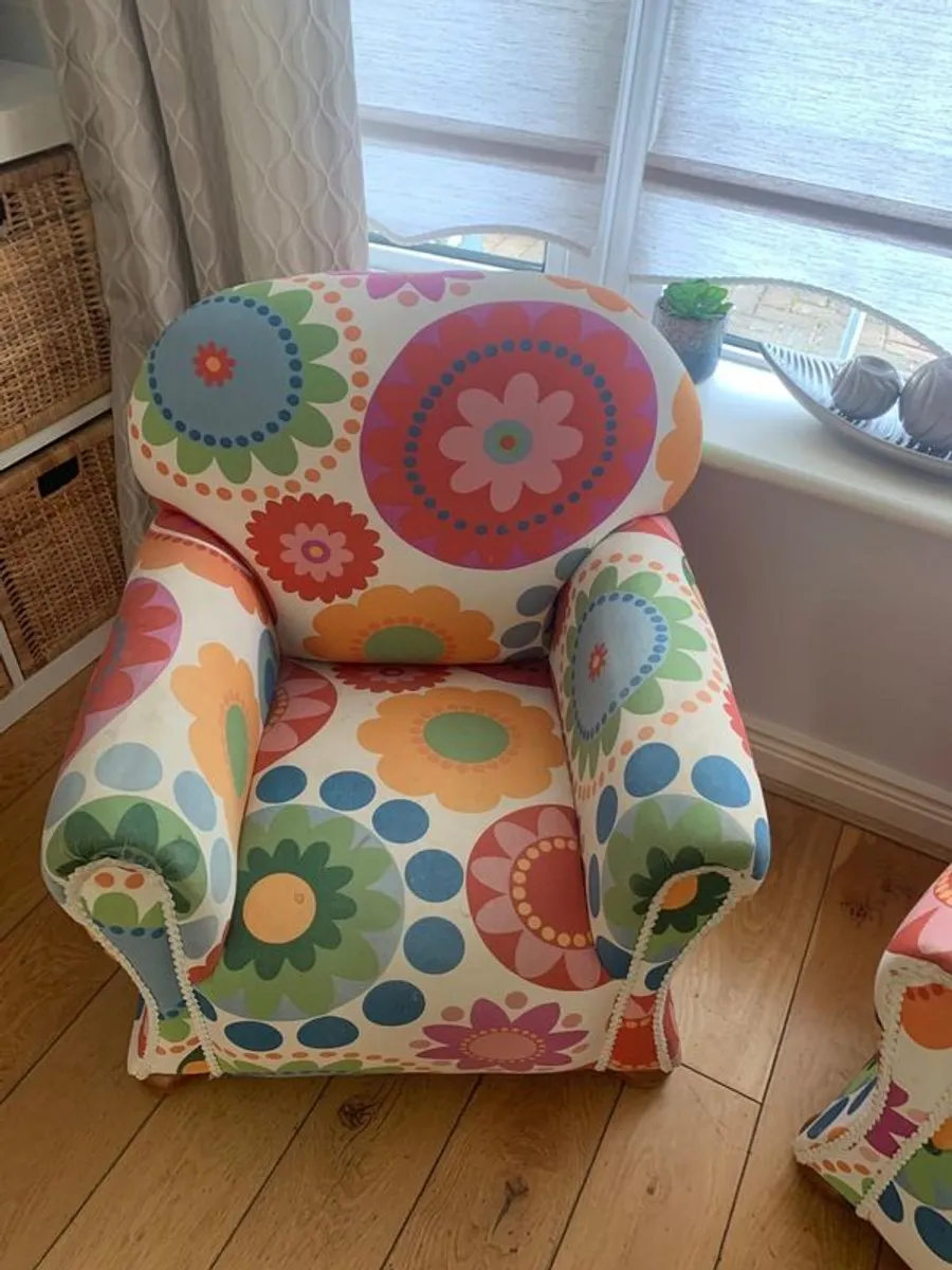 Kids chairs - Image 2