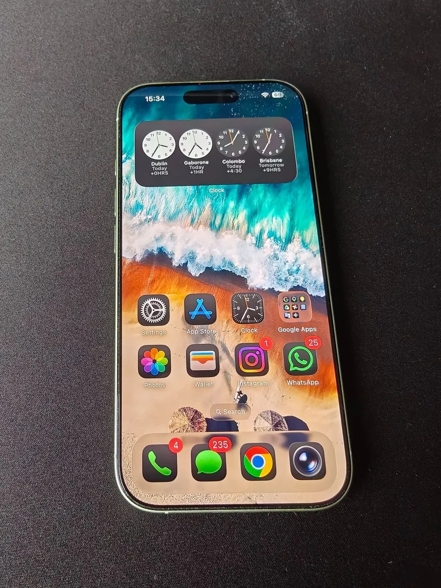 Apple iPhone 17 256GB — Sage — Mint Condition - Image 1